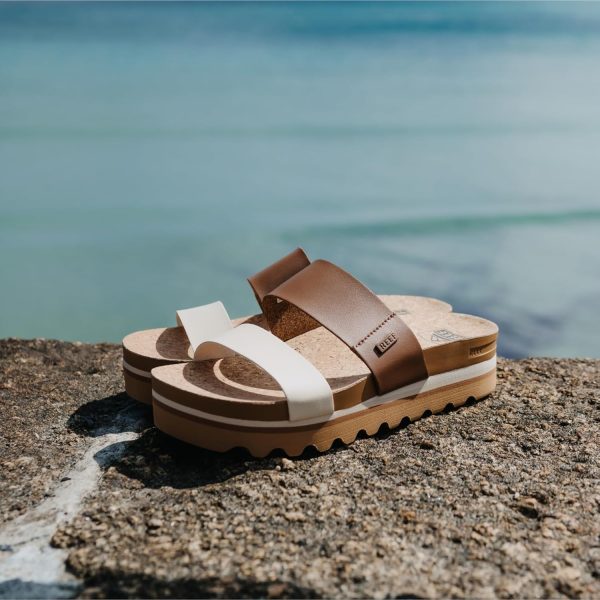 Women's Cushion Vista Hi Platform Fashion Sandal - Image 6